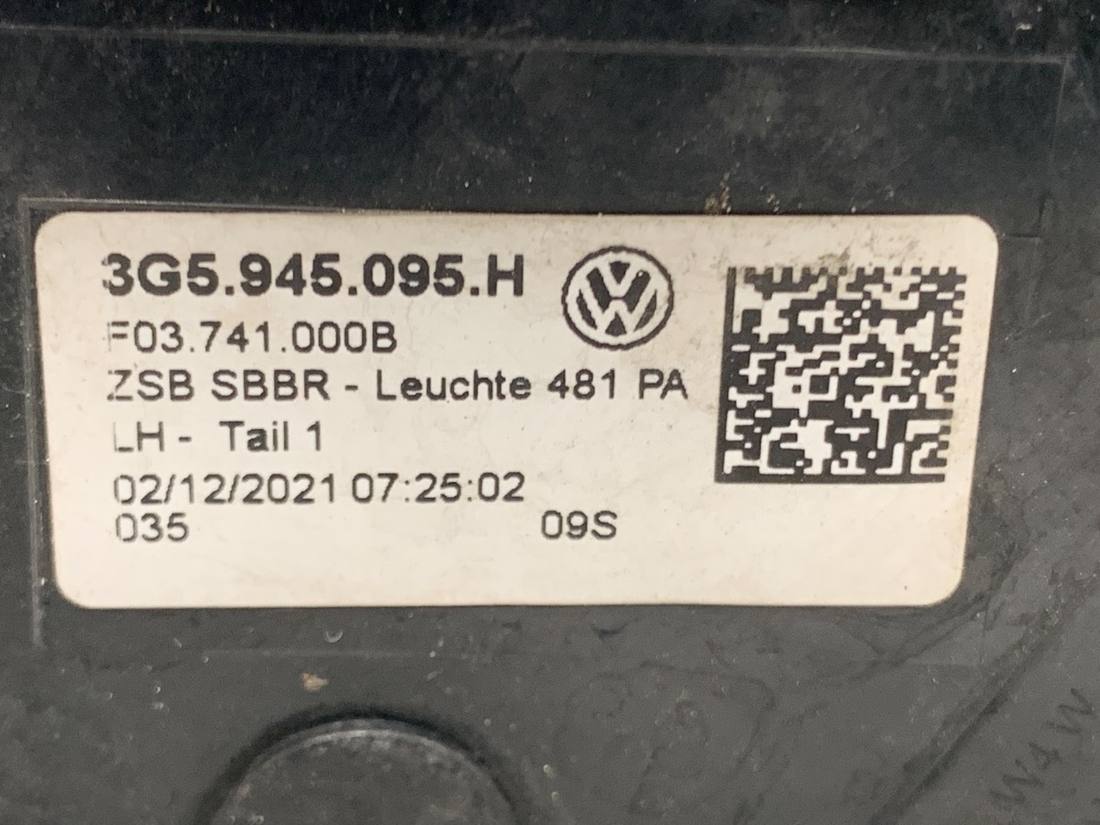 Ліхтар задній лівий Volkswagen Passat B8 3G5945095H — фото деталі 4