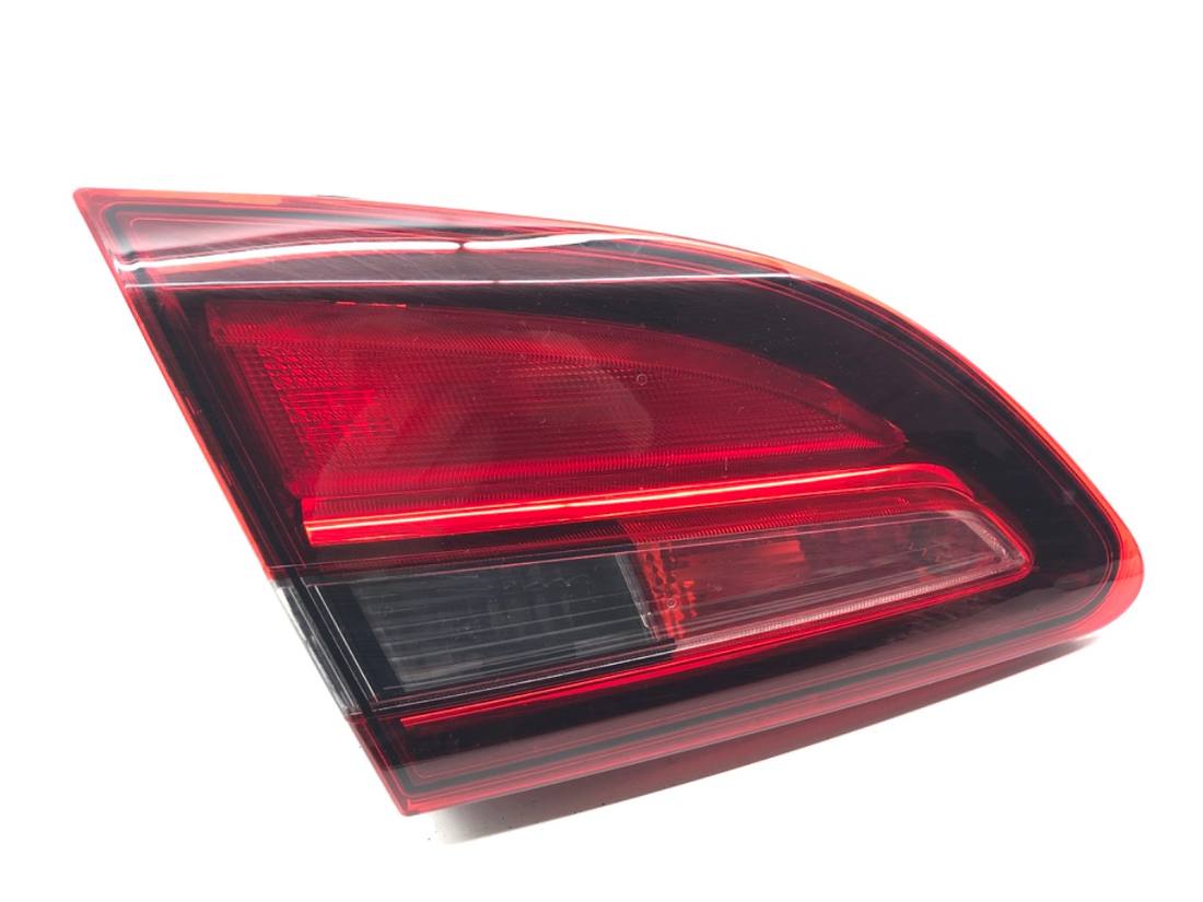 Ліхтар задній лівий Opel Astra J 25870193