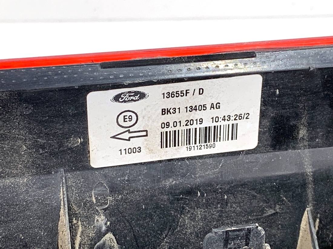 Фонарь задний левый Ford Transit BK31-13405-AG — фото детали 4