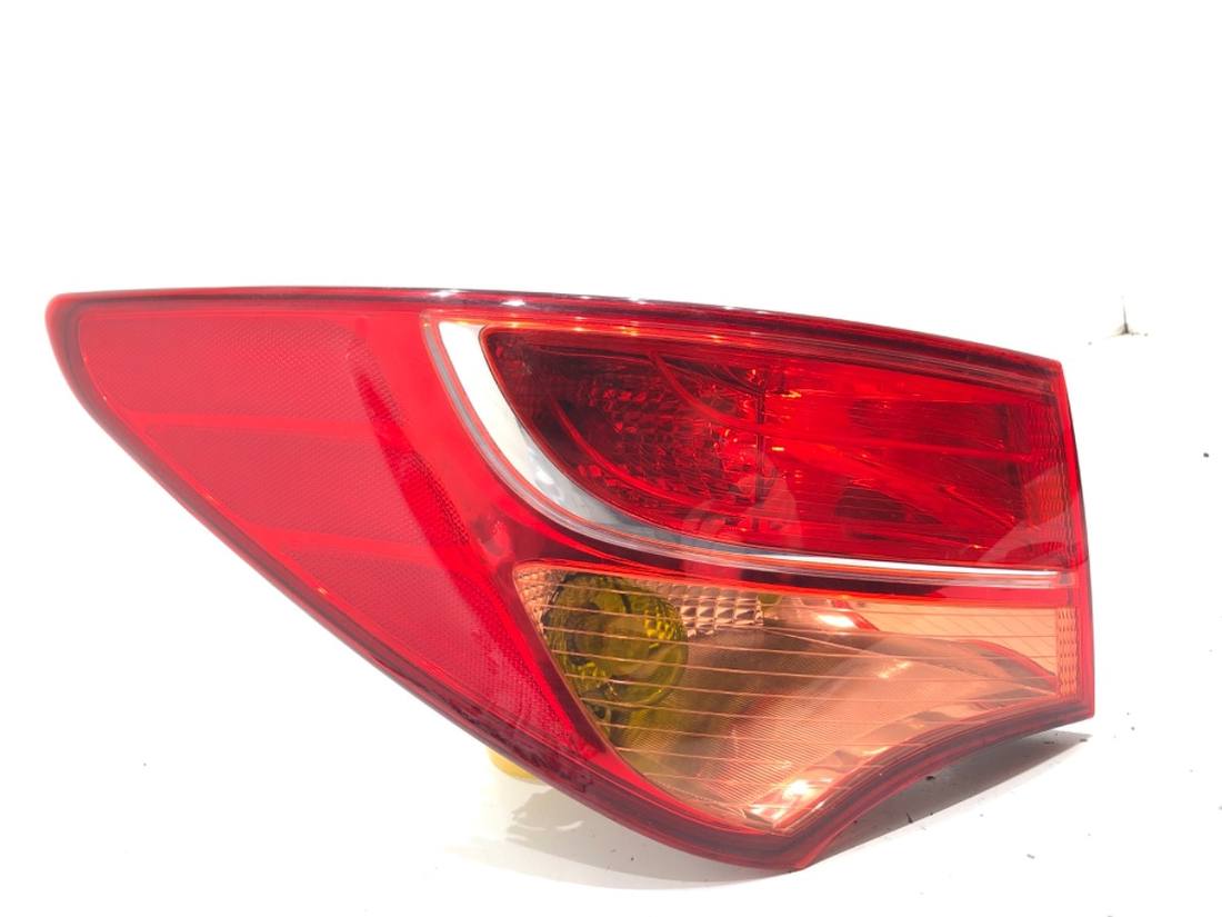 Ліхтар задній лівий Hyundai Santa Fe 92401-2W030