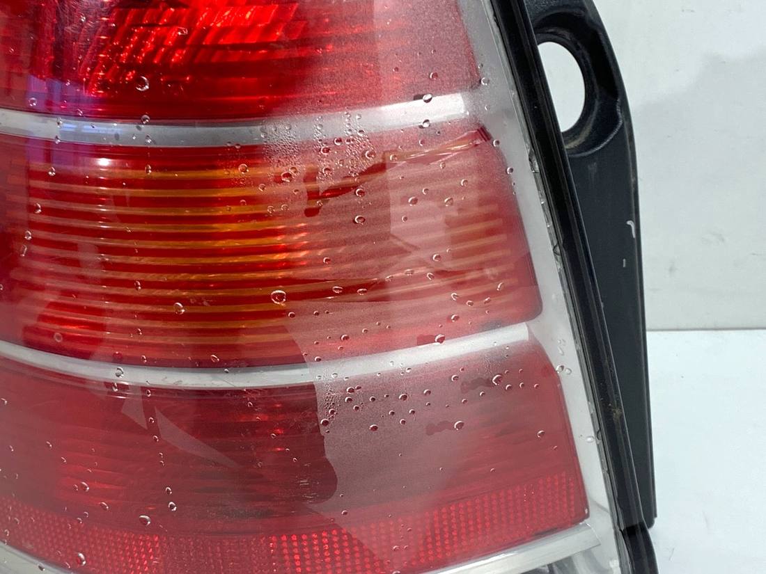 Ліхтар задній лівий Opel Zafira B — фото деталі 2
