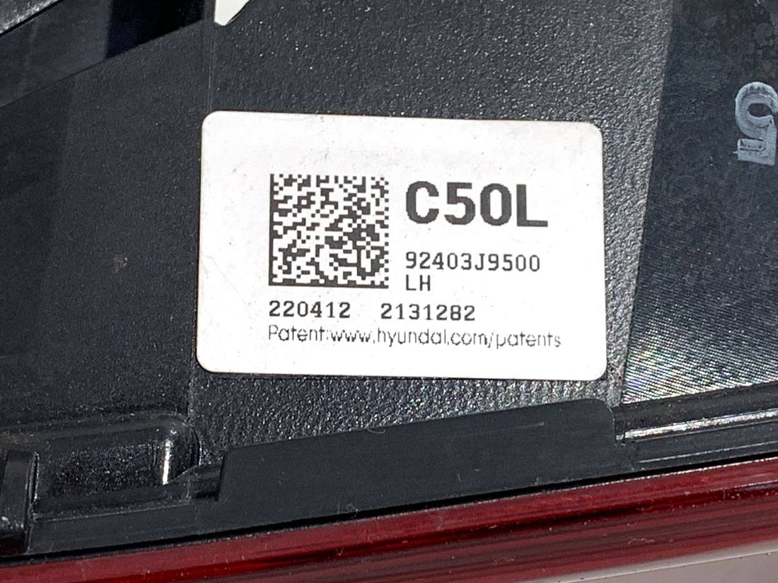 Ліхтар задній лівий Hyundai Kona 92403J9500 — фото деталі 4