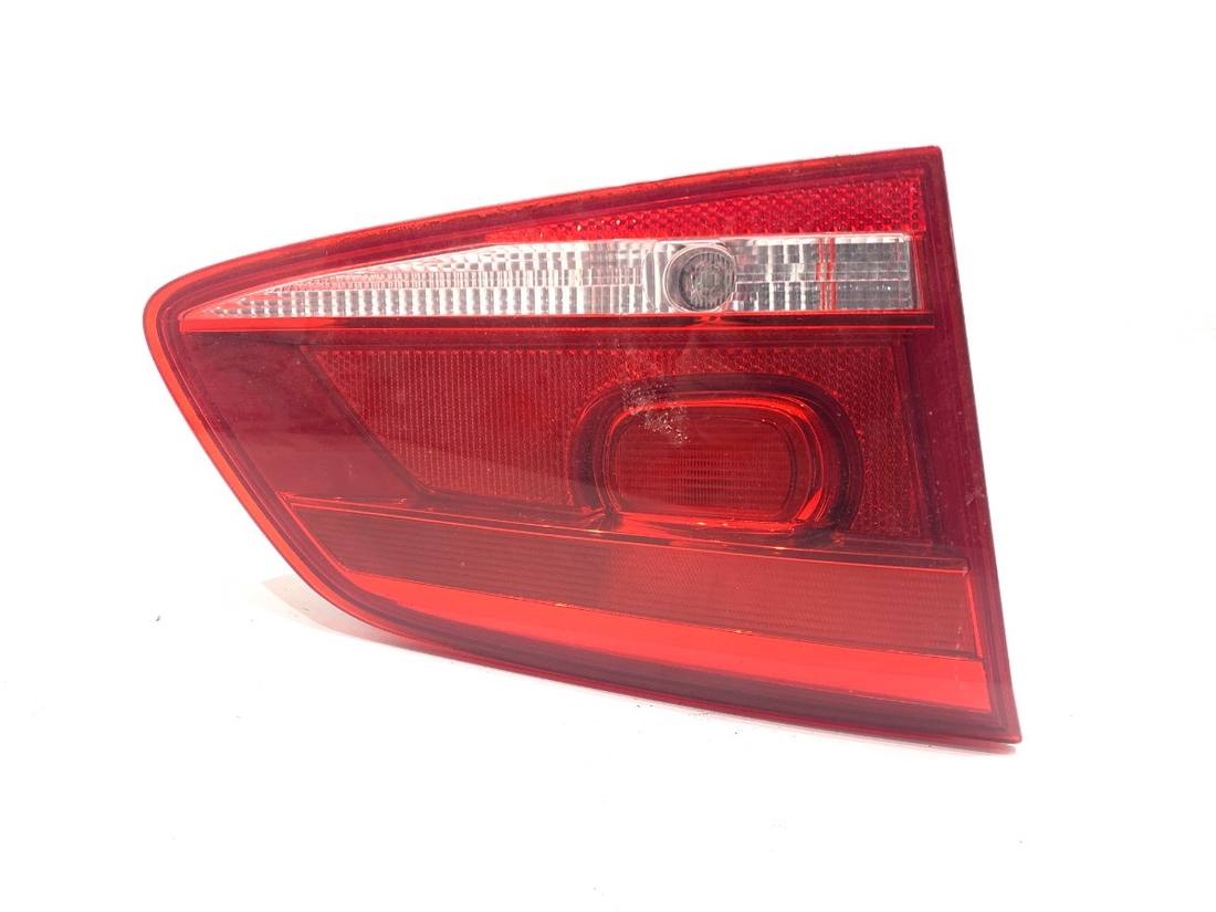 Ліхтар задній лівий Volkswagen Passat B7 3AF945093L