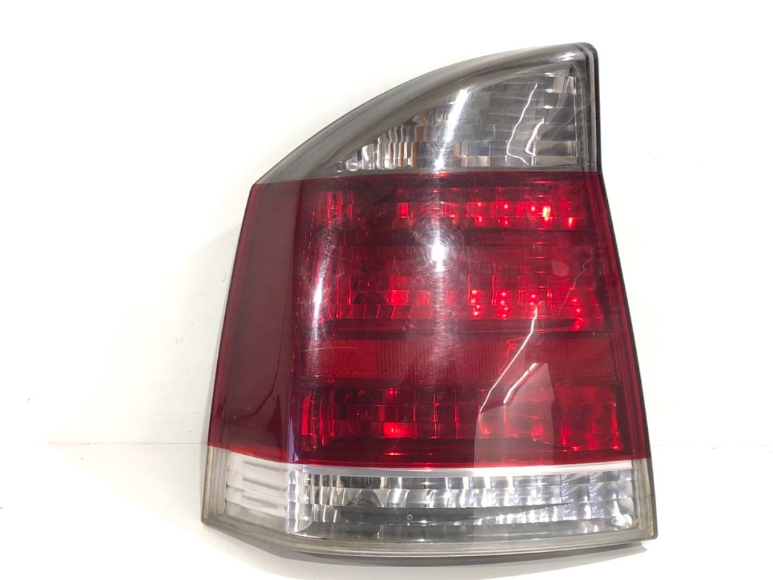Ліхтар задній лівий Opel Vectra C 13157646