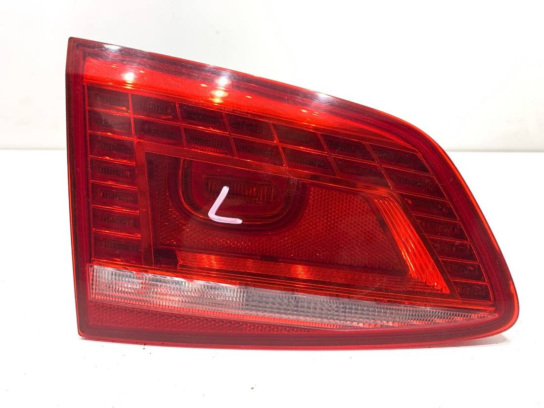 Ліхтар задній лівий Volkswagen Passat B7