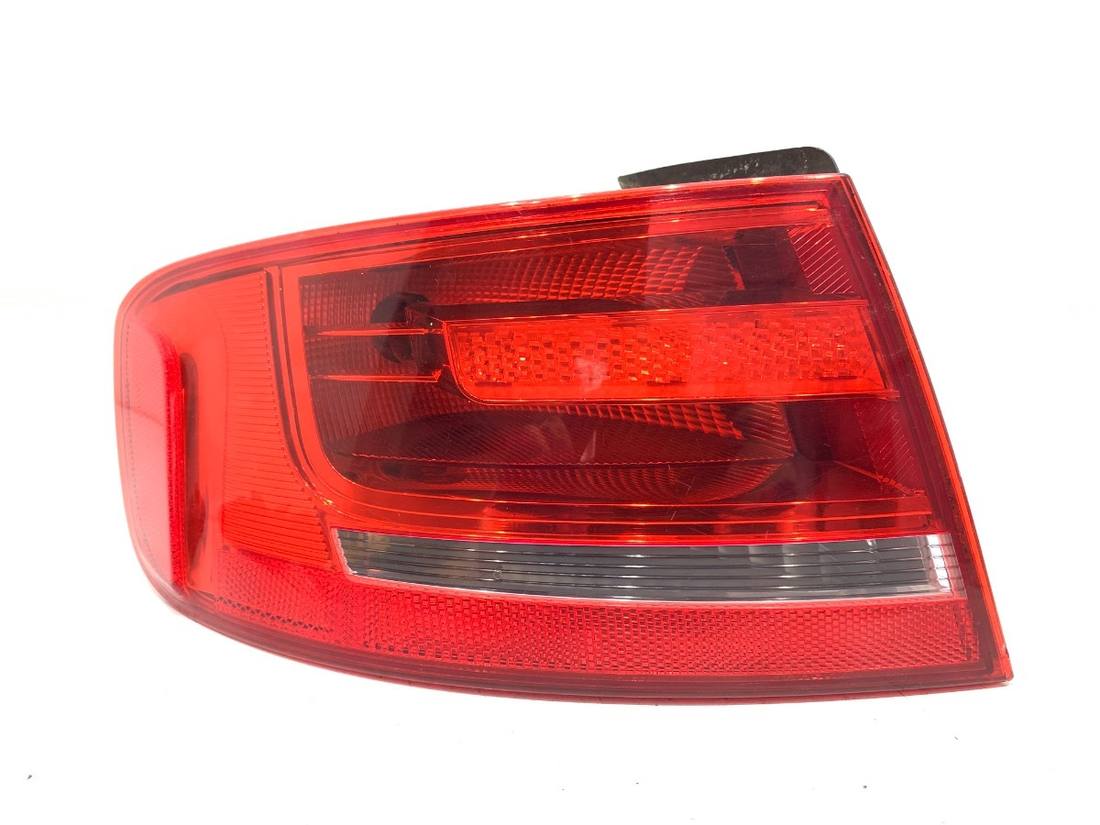 Ліхтар задній лівий Audi A4 B8 8K5945095D