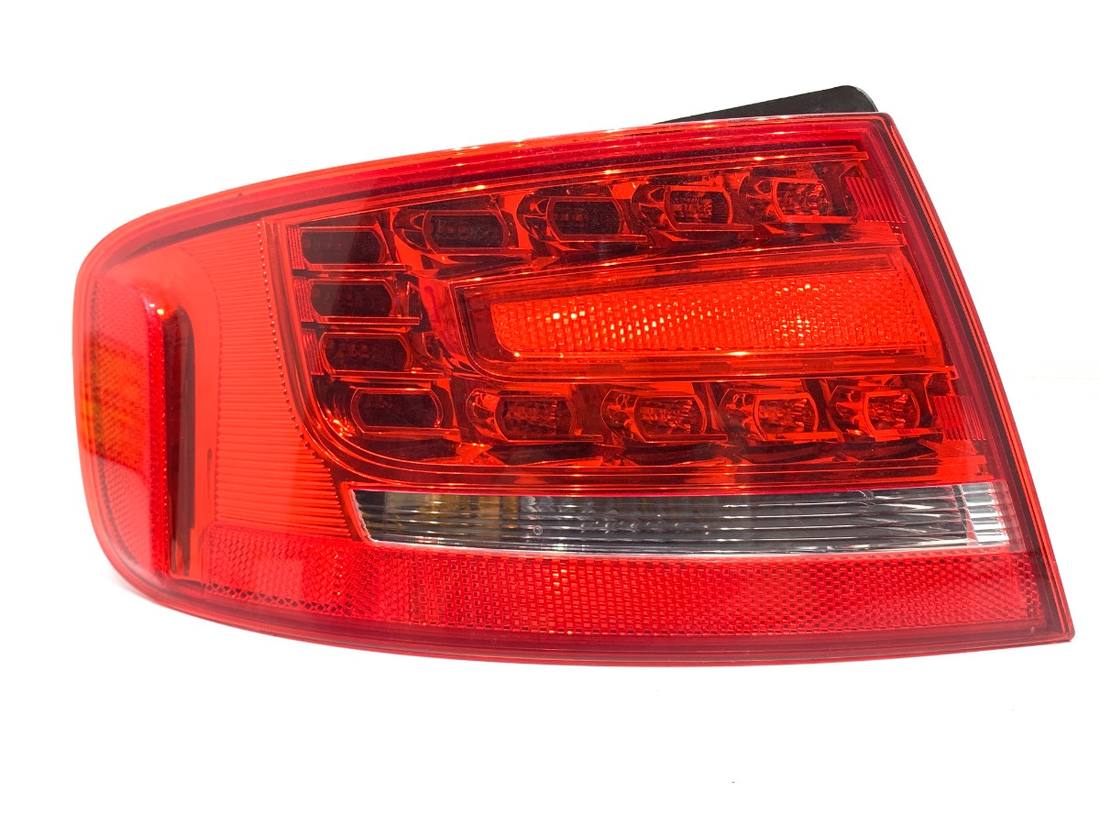 Ліхтар задній лівий Audi A4 B8 2VA010085