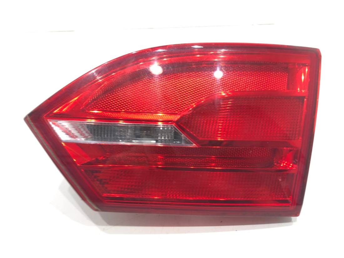 Фонарь задний левый Volkswagen Jetta