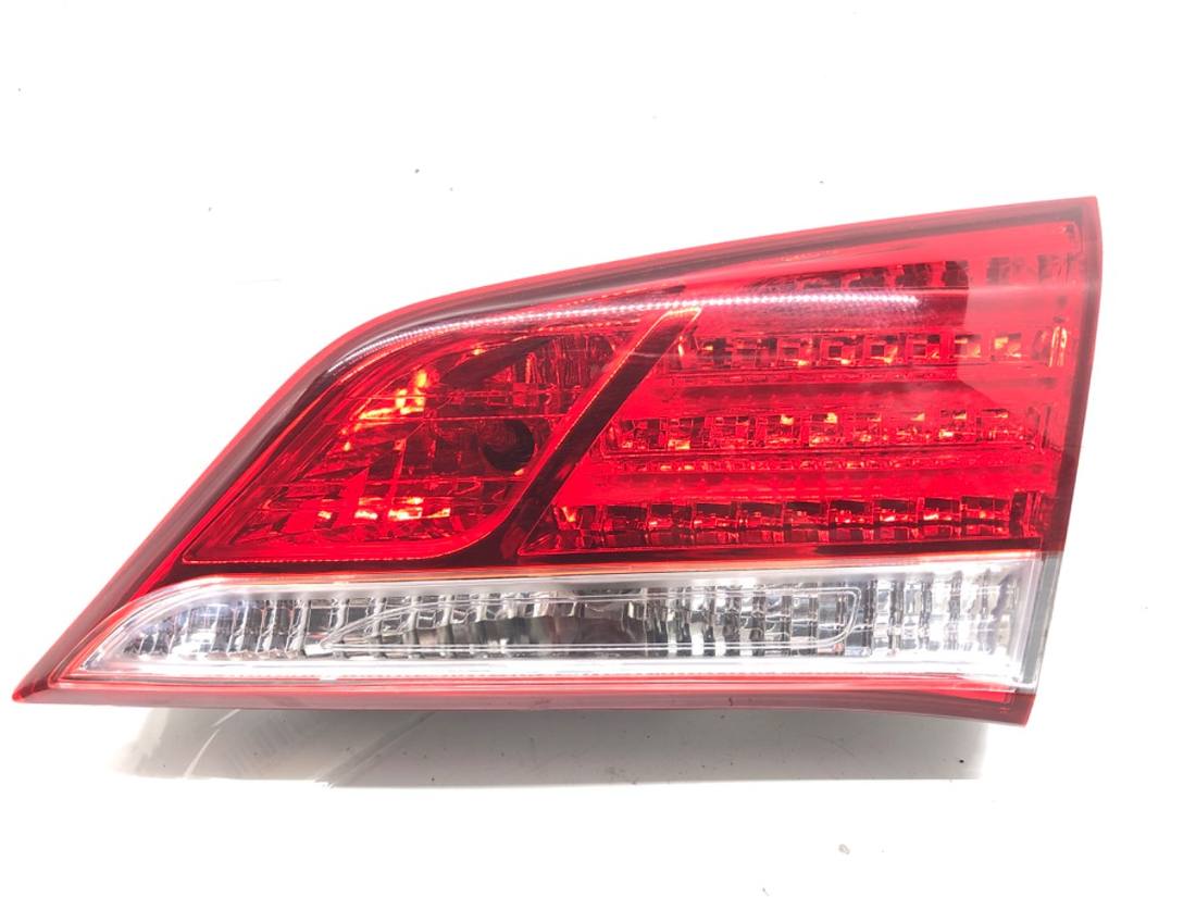 Ліхтар задній лівий Hyundai I40 92404-3Z300