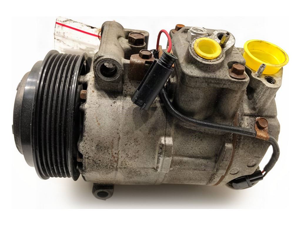 Компрессор кондиционера Mercedes C W204