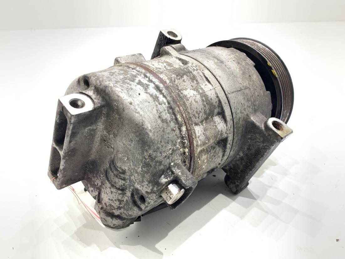 Компрессор кондиционера Hyundai Tucson F500-NFFEA02 — фото детали 3