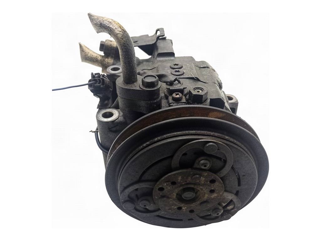 Компрессор кондиционера Nissan X-trail 92600-5M301