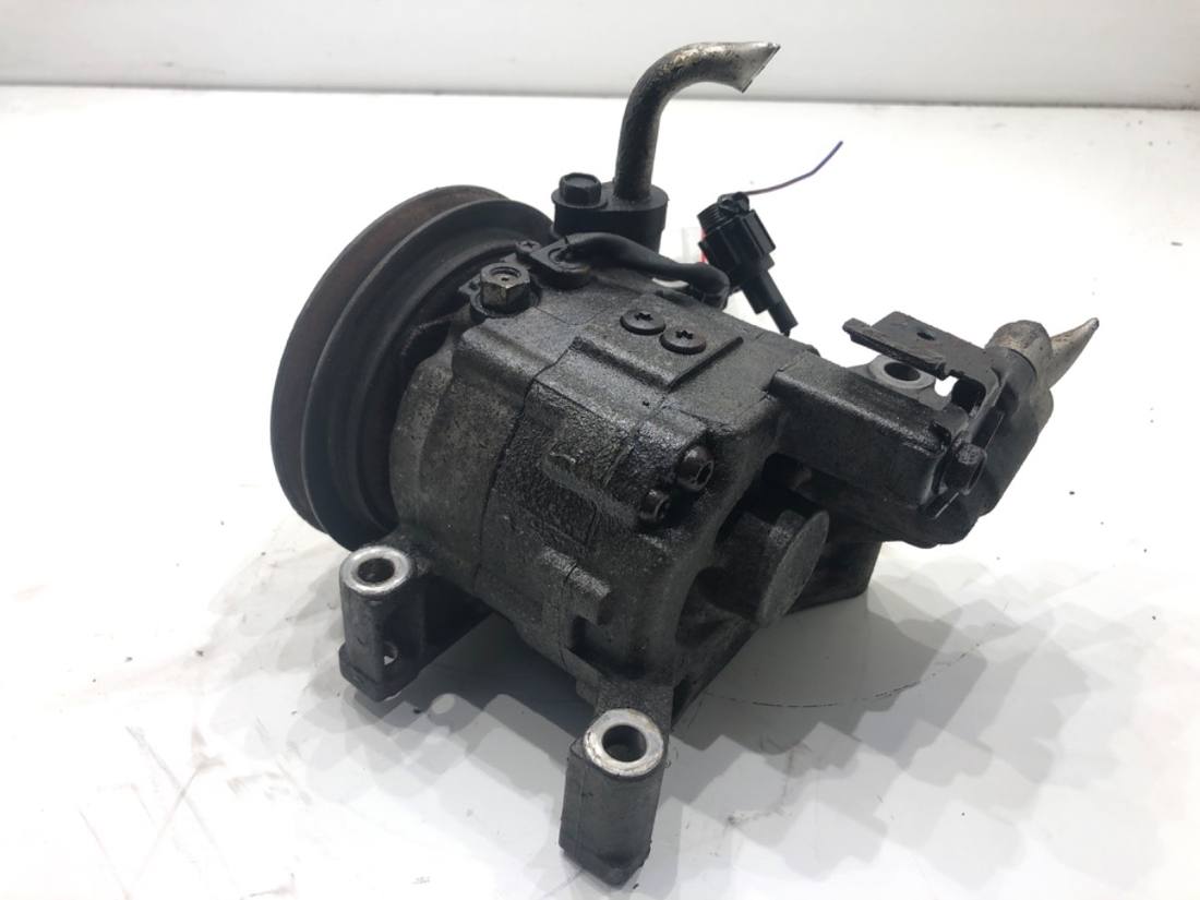 Компрессор кондиционера Nissan X-trail 92600-5M301 — фото детали 3