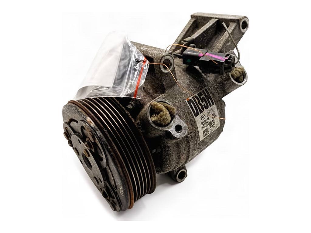 Компрессор кондиционера Mazda 2 DB5H61450