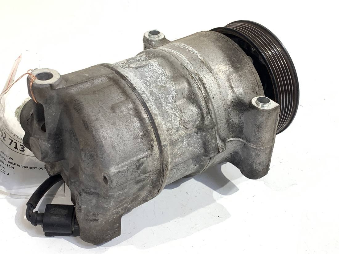 Компрессор кондиционера Volkswagen Golf 6 5N0820803C — фото детали 2