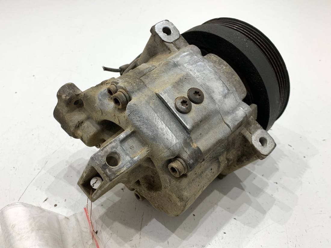 Компрессор кондиционера Mitsubishi Pajero MR315497 — фото детали 3