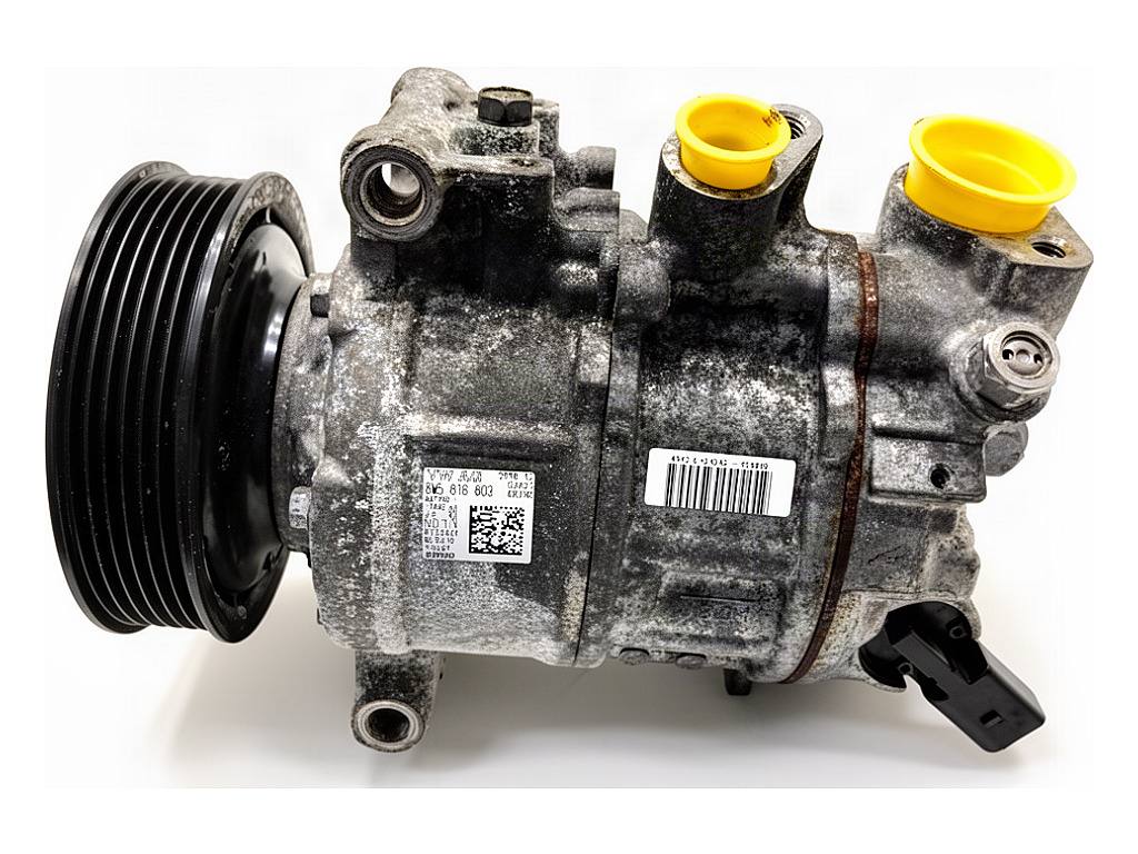 Компрессор кондиционера Audi A4 B9 8W5816803