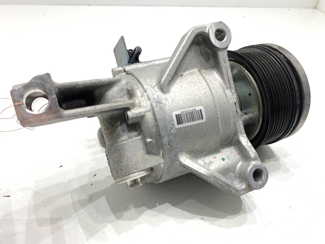 Компресор кондиціонера Suzuki Vitara 95201-74S00 — фото деталі 3