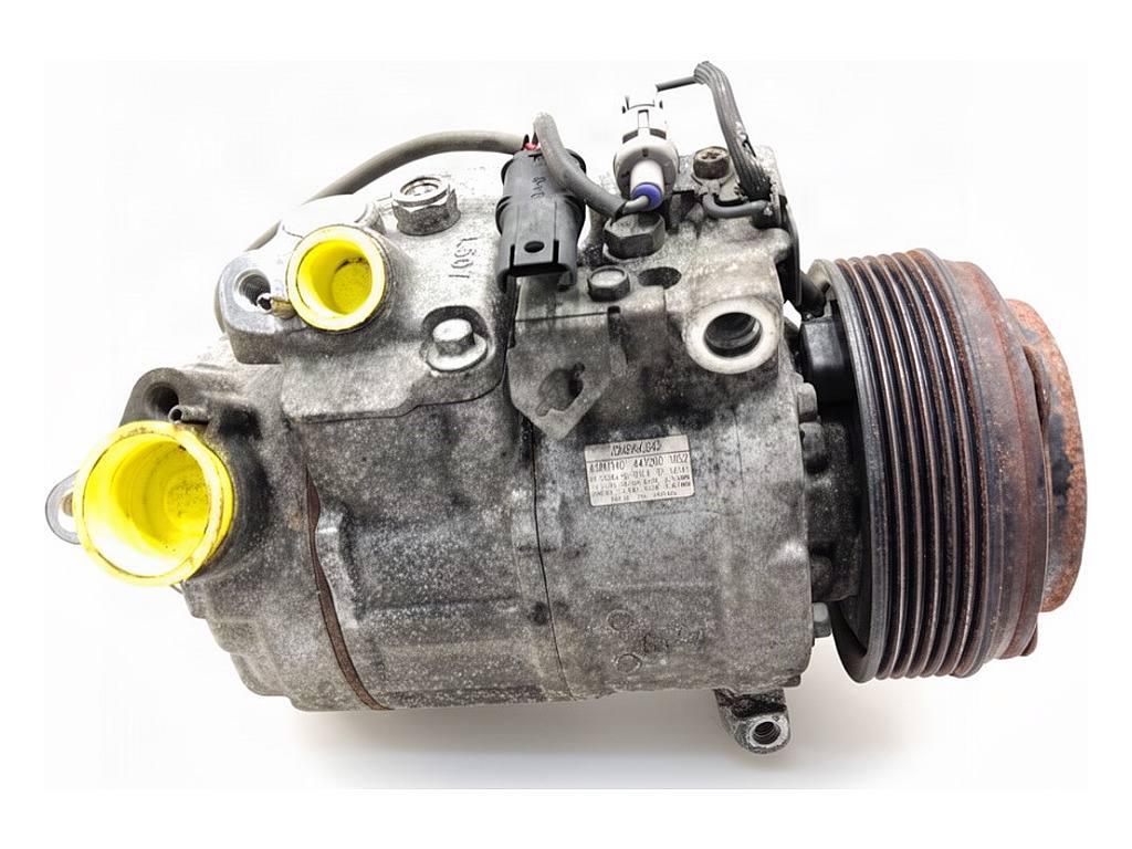 Компресор кондиціонера BMW 3 E90 6987862