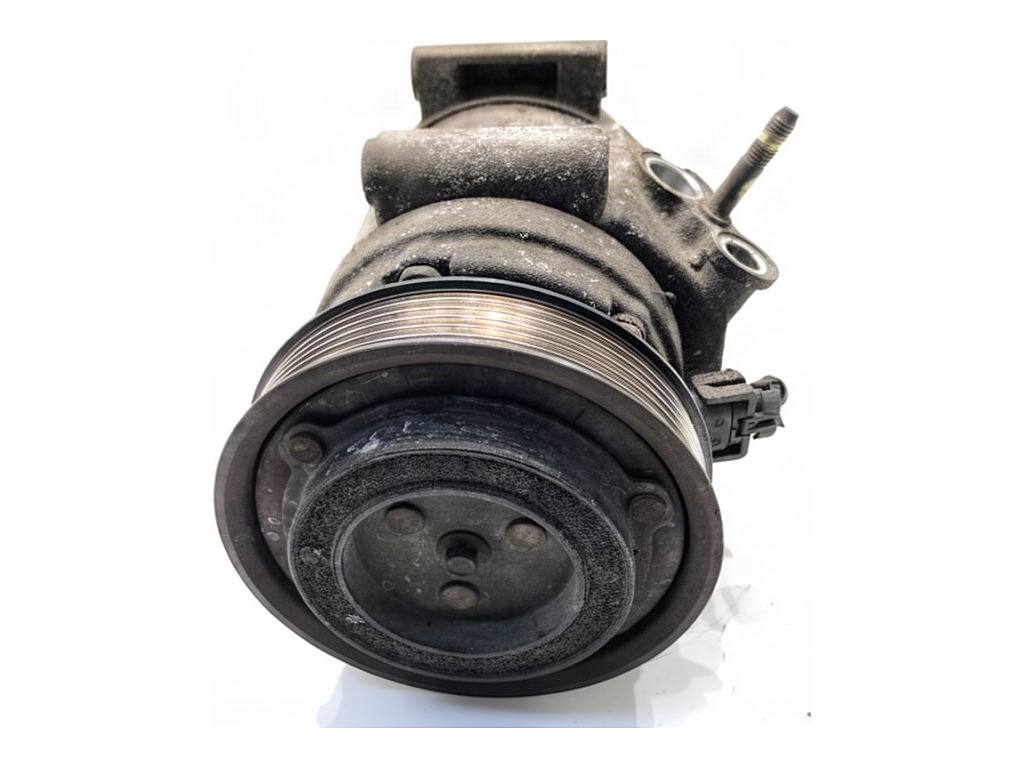 Компрессор кондиционера Opel Antara 96861884
