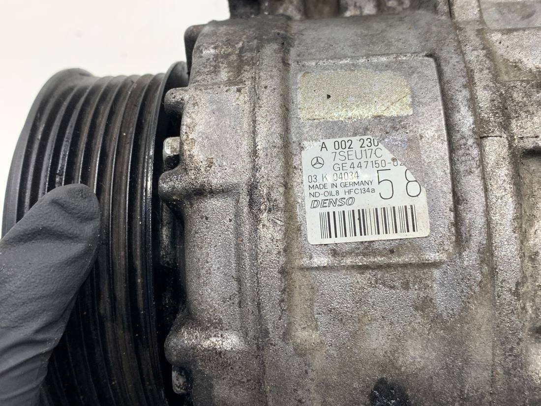 Компрессор кондиционера Mercedes R W251 — фото детали 4