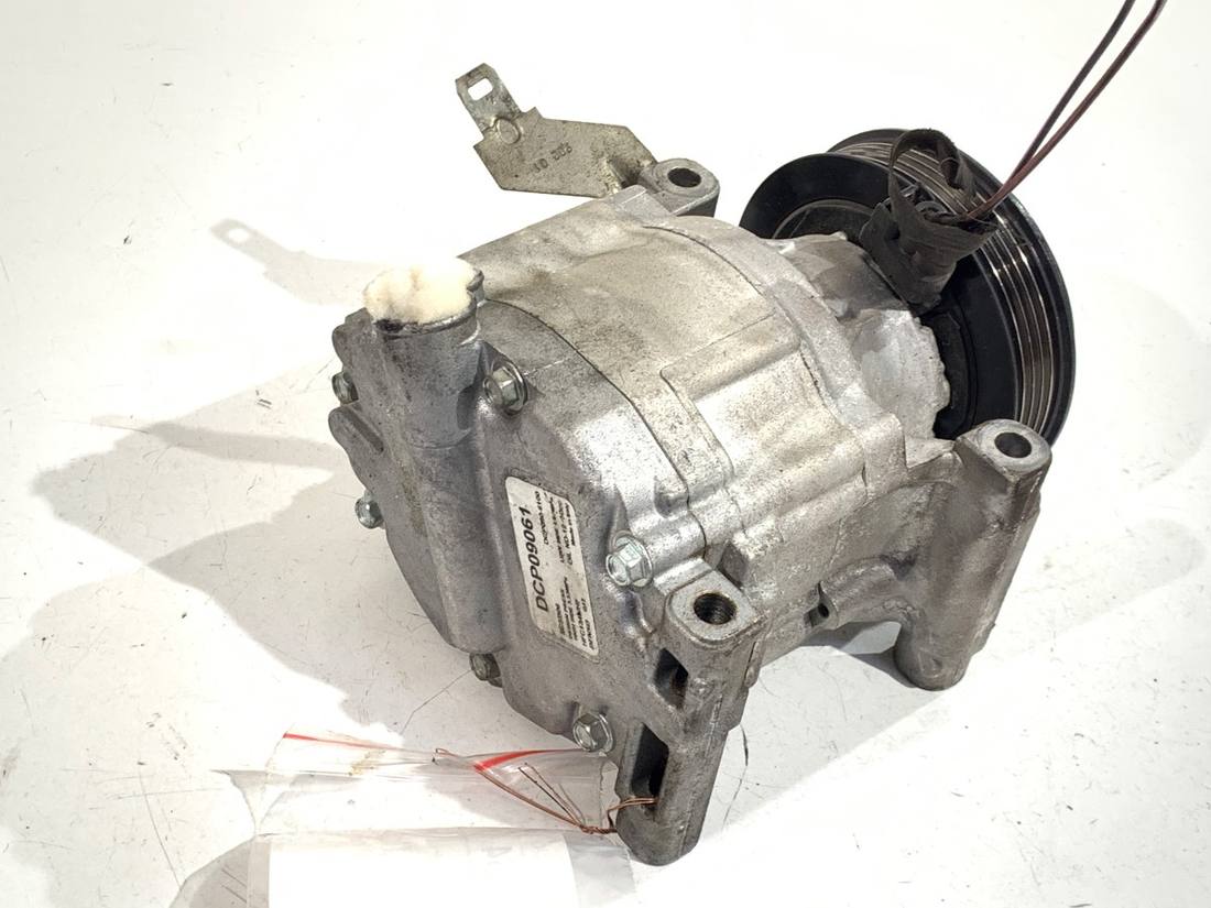 Компресор кондиціонера Fiat Bravo DCP09061 — фото деталі 2