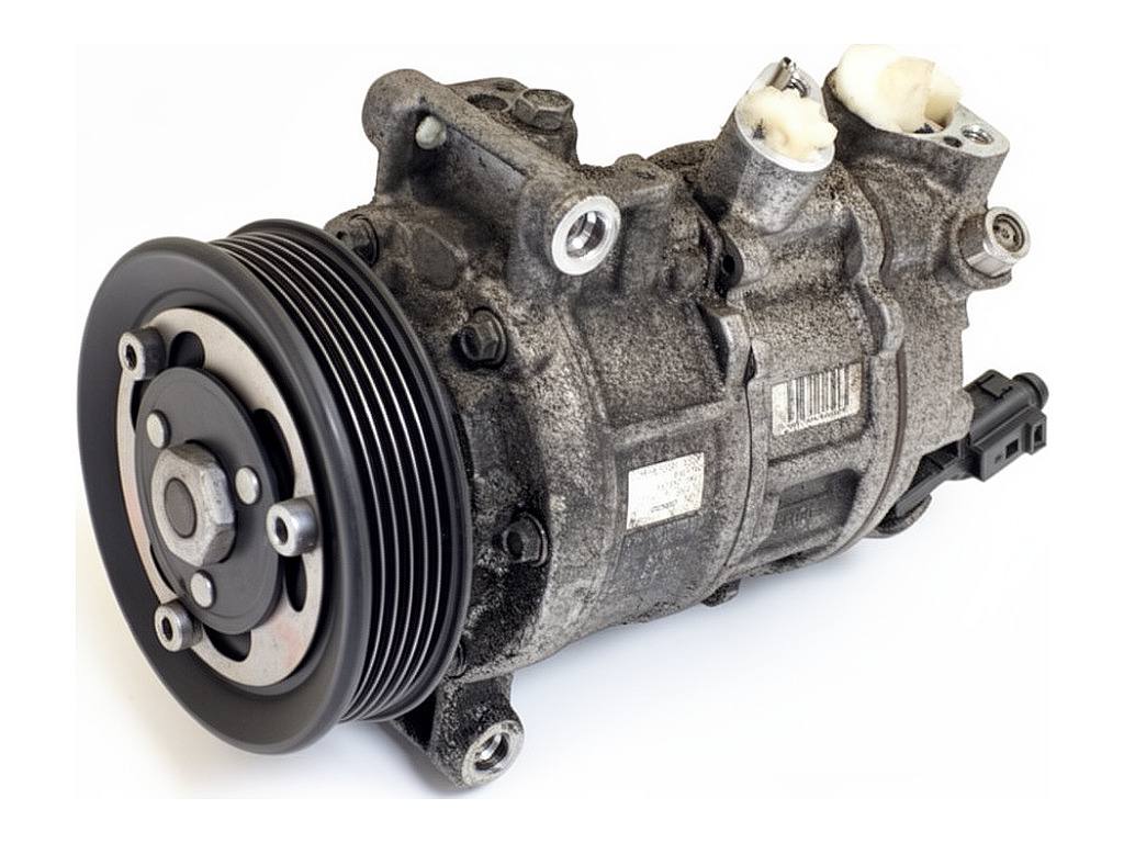 Компресор кондиціонера Volkswagen Polo 5Q0816803D