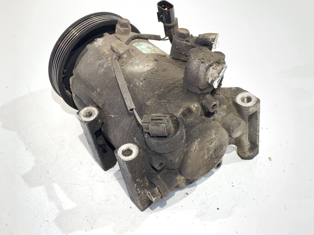 Компрессор кондиционера Kia Ceed F500-JDCCE-09 — фото детали 3