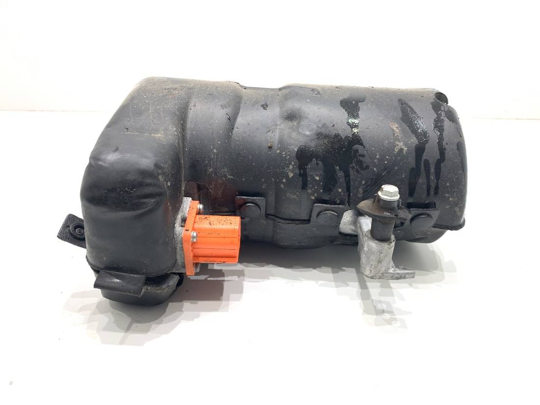 Компресор кондиціонера Tesla Model Y 1501256-02-M