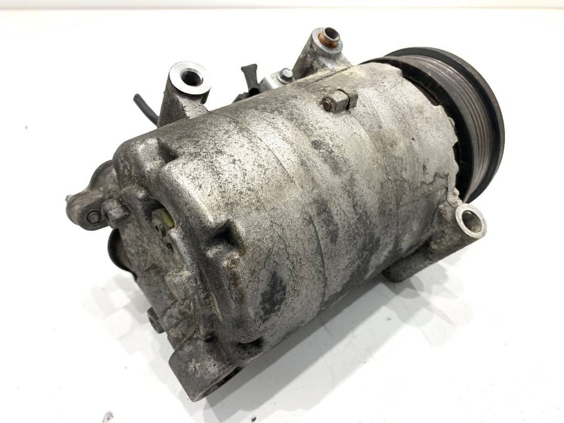Компресор кондиціонера Ford Kuga AU41-19D629-AC — фото деталі 3