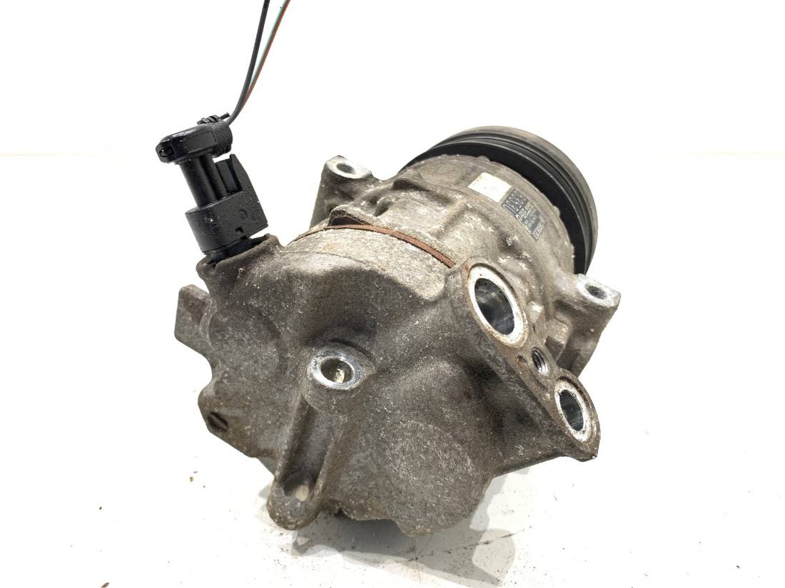 Компресор кондиціонера Opel Corsa E 39006353 — фото деталі 3