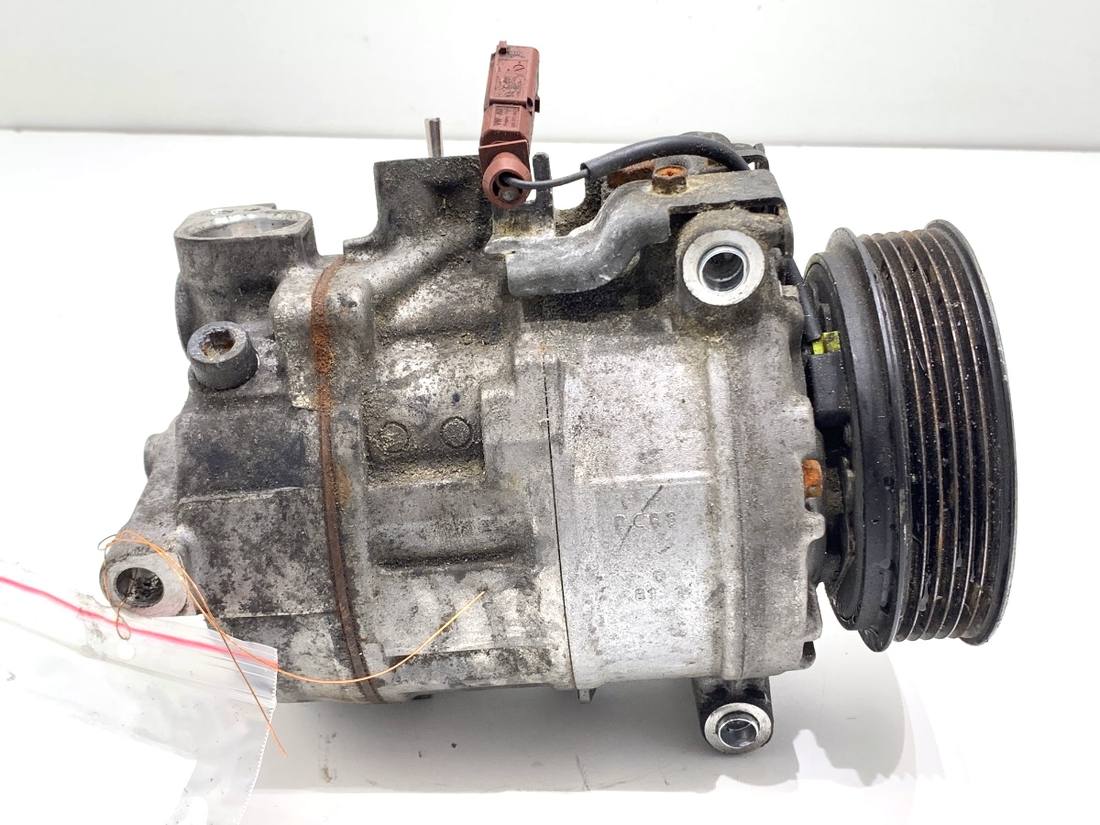 Компресор кондиціонера Volkswagen Transporter T6 7LA816803 — фото деталі 3