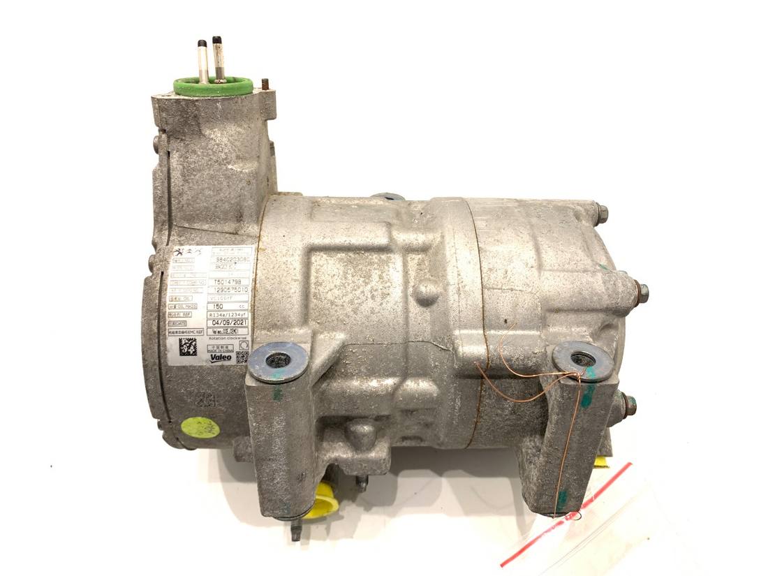 Компрессор кондиционера Peugeot 3008 9840203080