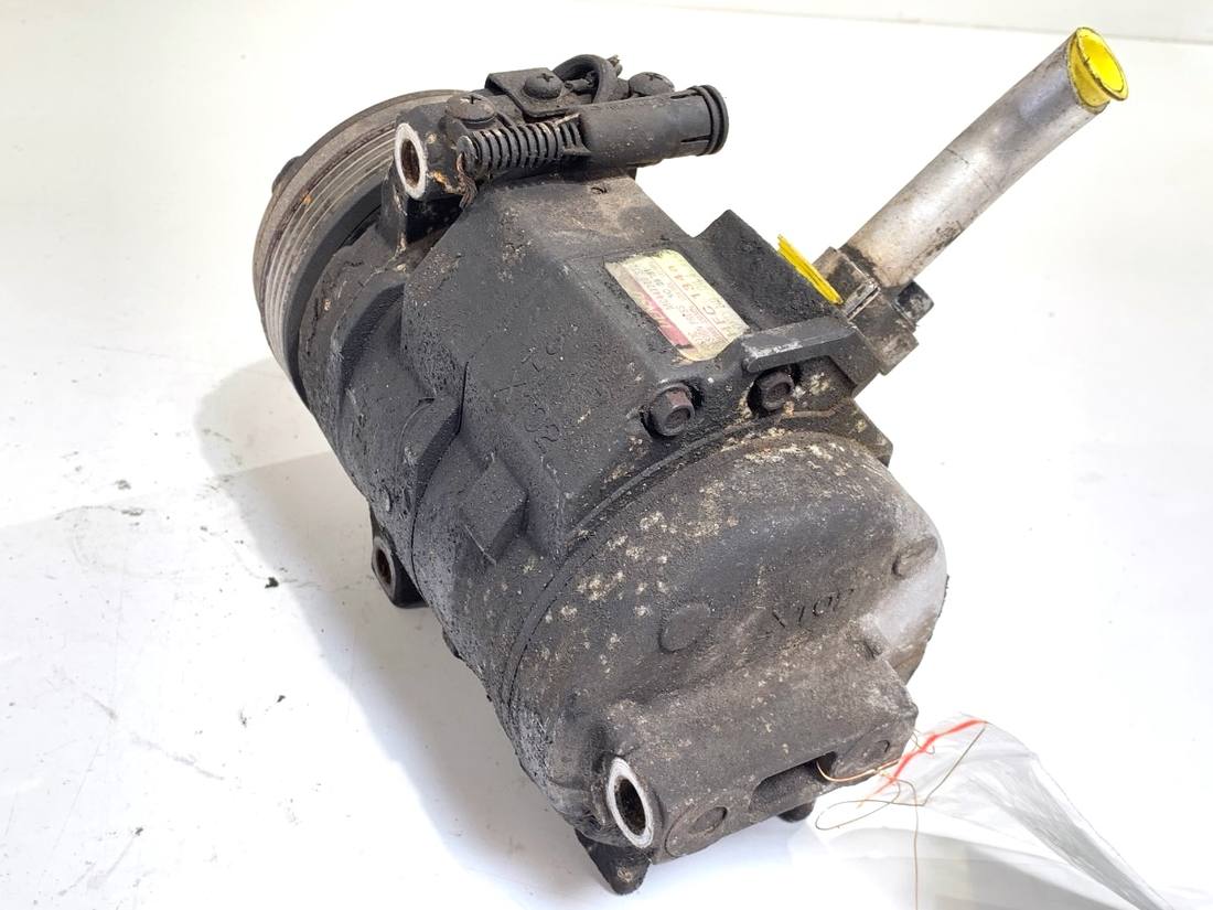 Компрессор кондиционера BMW X5 E53 MC447220-3323 — фото детали 3