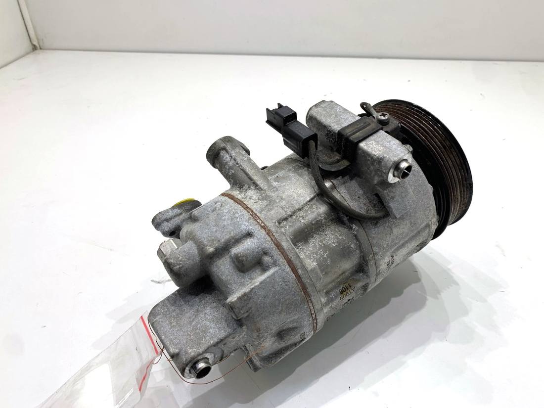 Компресор кондиціонера Mazda 3 CA500G5ABA06 — фото деталі 2