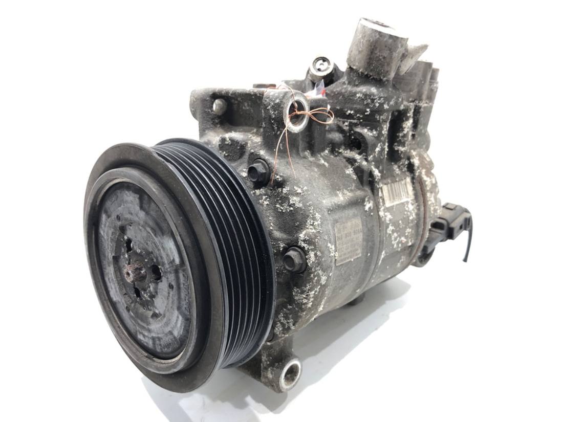 Компресор кондиціонера Volkswagen Passat B7 1K0820808A