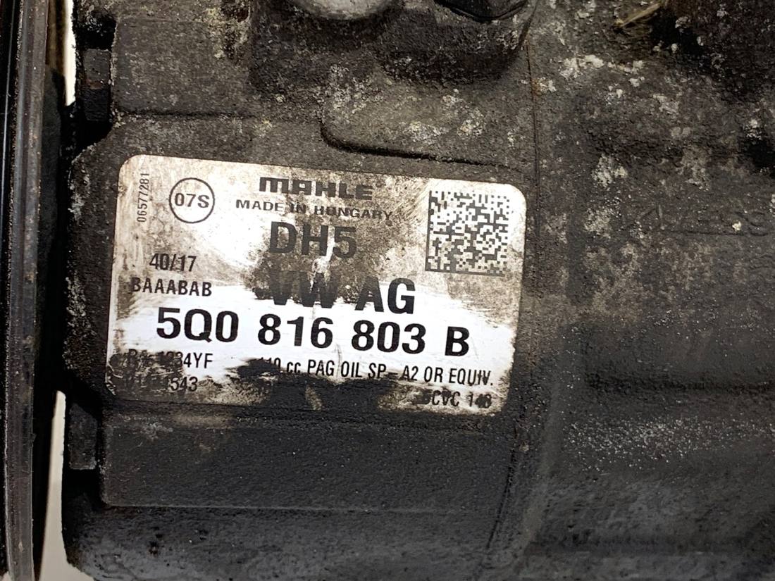 Компрессор кондиционера Skoda Rapid 5Q0816803B — фото детали 4