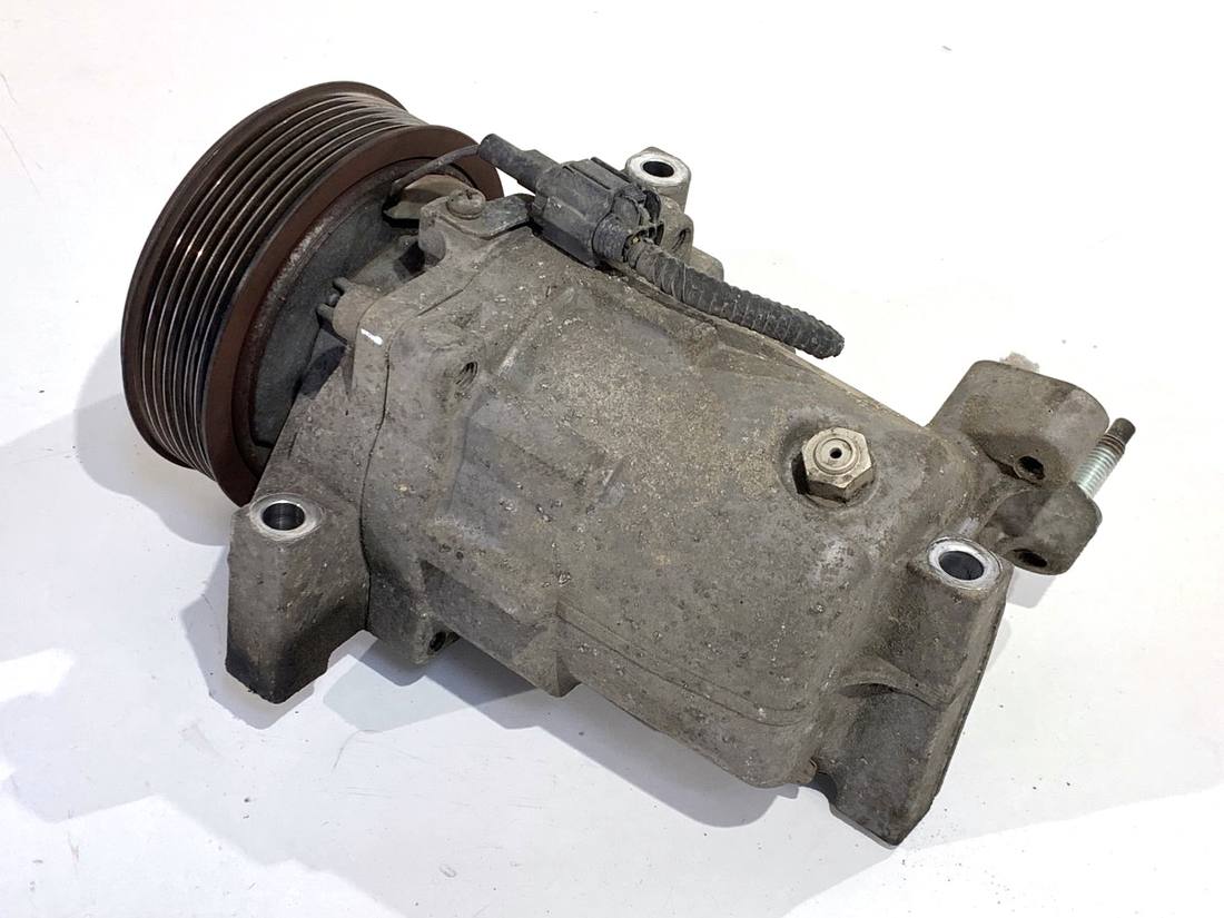 Компресор кондиціонера Nissan Note 92600CJ70A — фото деталі 2