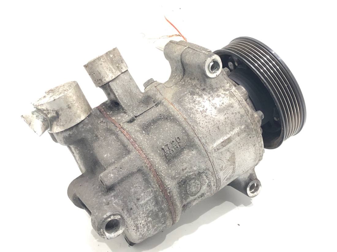 Компресор кондиціонера Volkswagen Touran 5Q0820803C — фото деталі 2