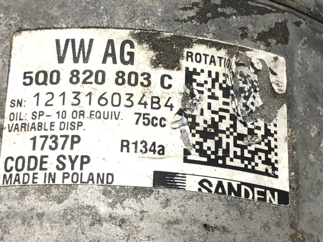 Компресор кондиціонера Volkswagen Touran 5Q0820803C — фото деталі 5