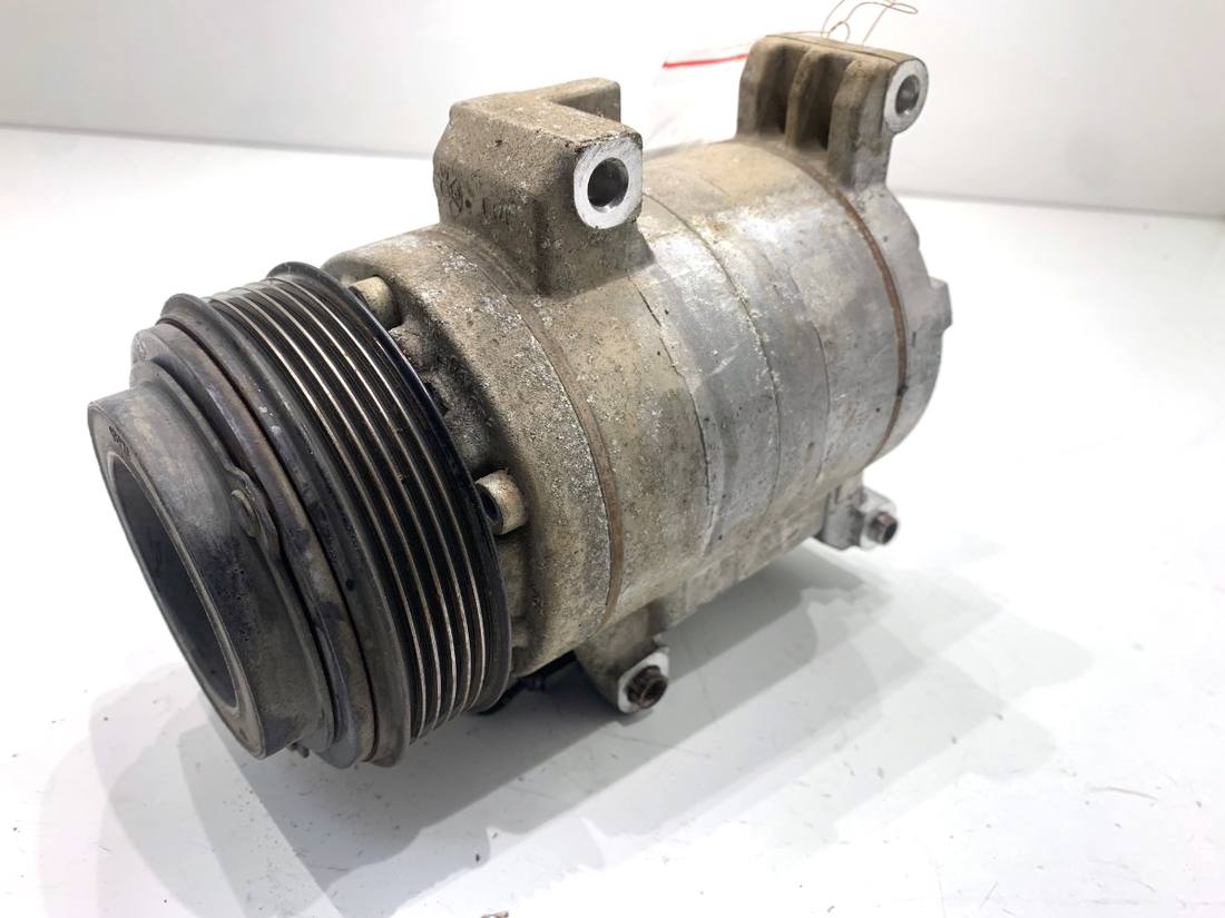 Компрессор кондиционера Mazda CX-9 F500-YWFAA-04