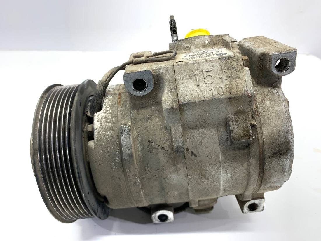 Компрессор кондиционера Toyota Land Cruiser KTT090030
