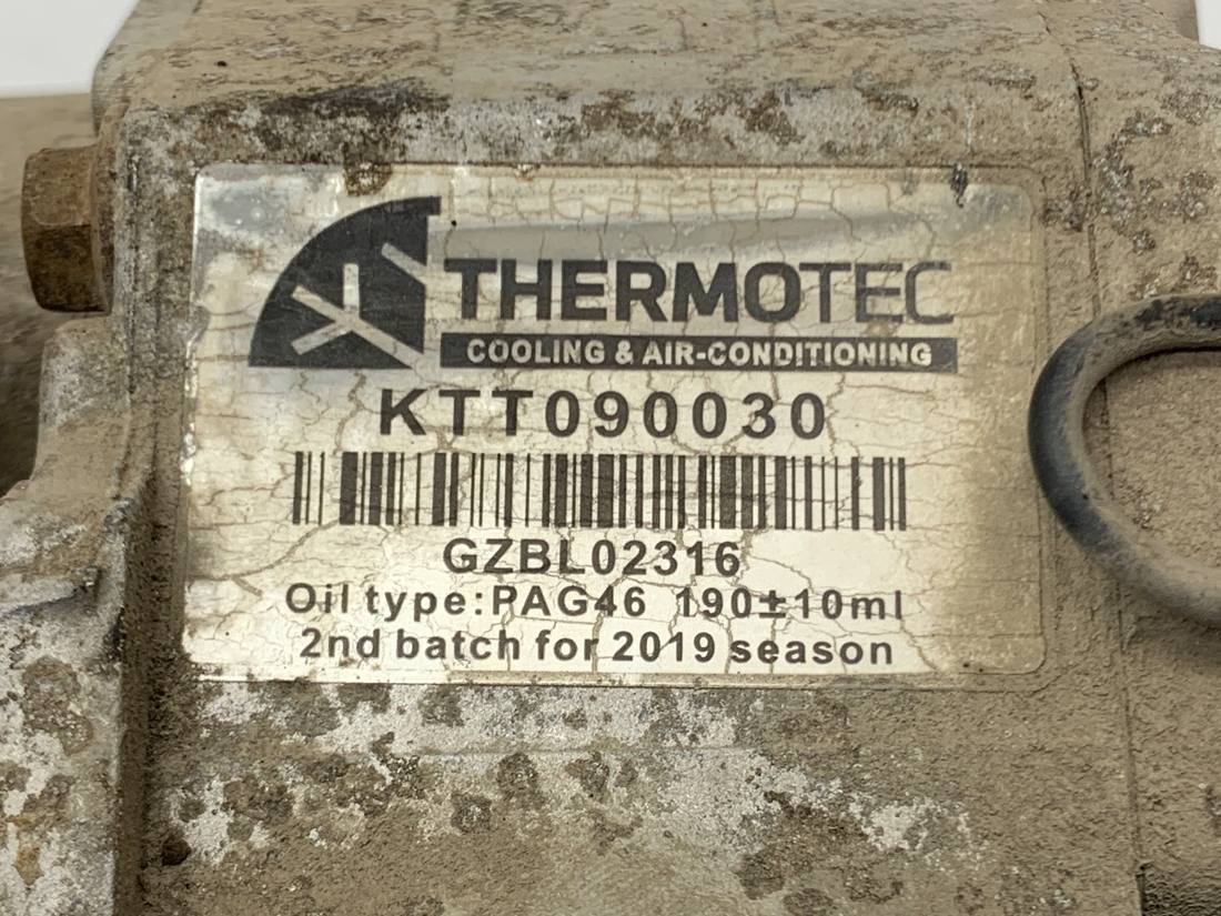 Компрессор кондиционера Toyota Land Cruiser KTT090030 — фото детали 4