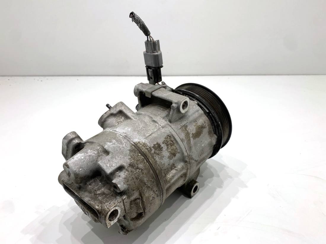 Компресор кондиціонера Hyundai I20 97701Q0000 — фото деталі 2