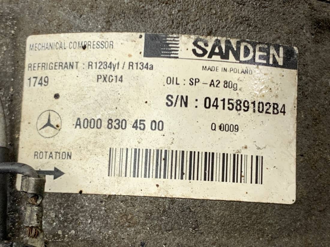 Компрессор кондиционера Mercedes Sprinter A0008304500 — фото детали 4
