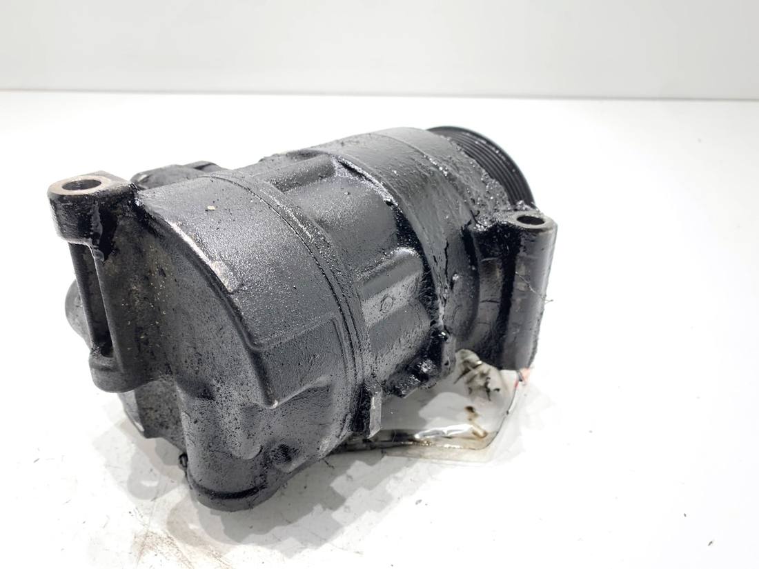 Компресор кондиціонера Mercedes E W212 A0022303211 — фото деталі 3
