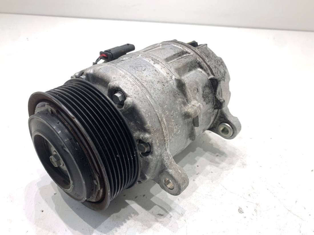 Компресор кондиціонера BMW 5 G30 7948806