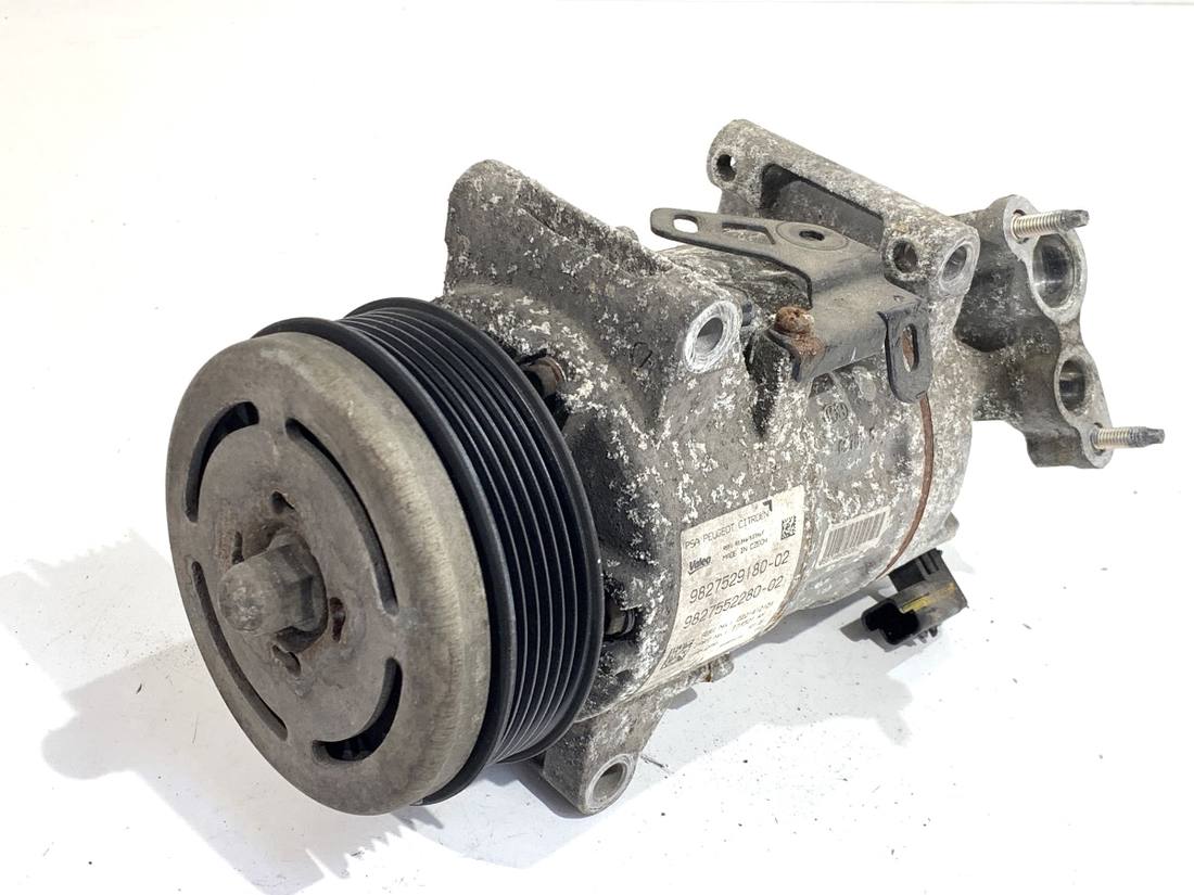 Компресор кондиціонера Peugeot 308 9827529180