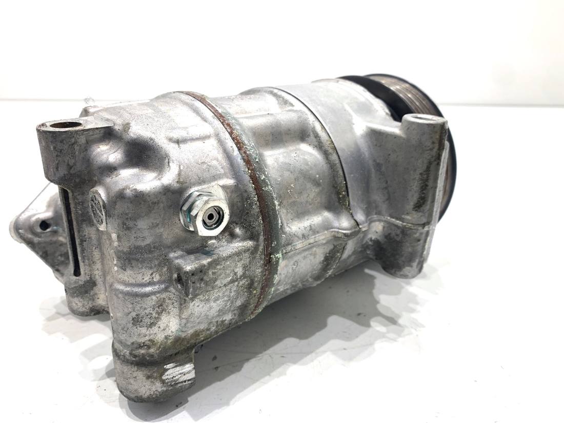 Компрессор кондиционера Nissan Qashqai 926006UB0A — фото детали 4