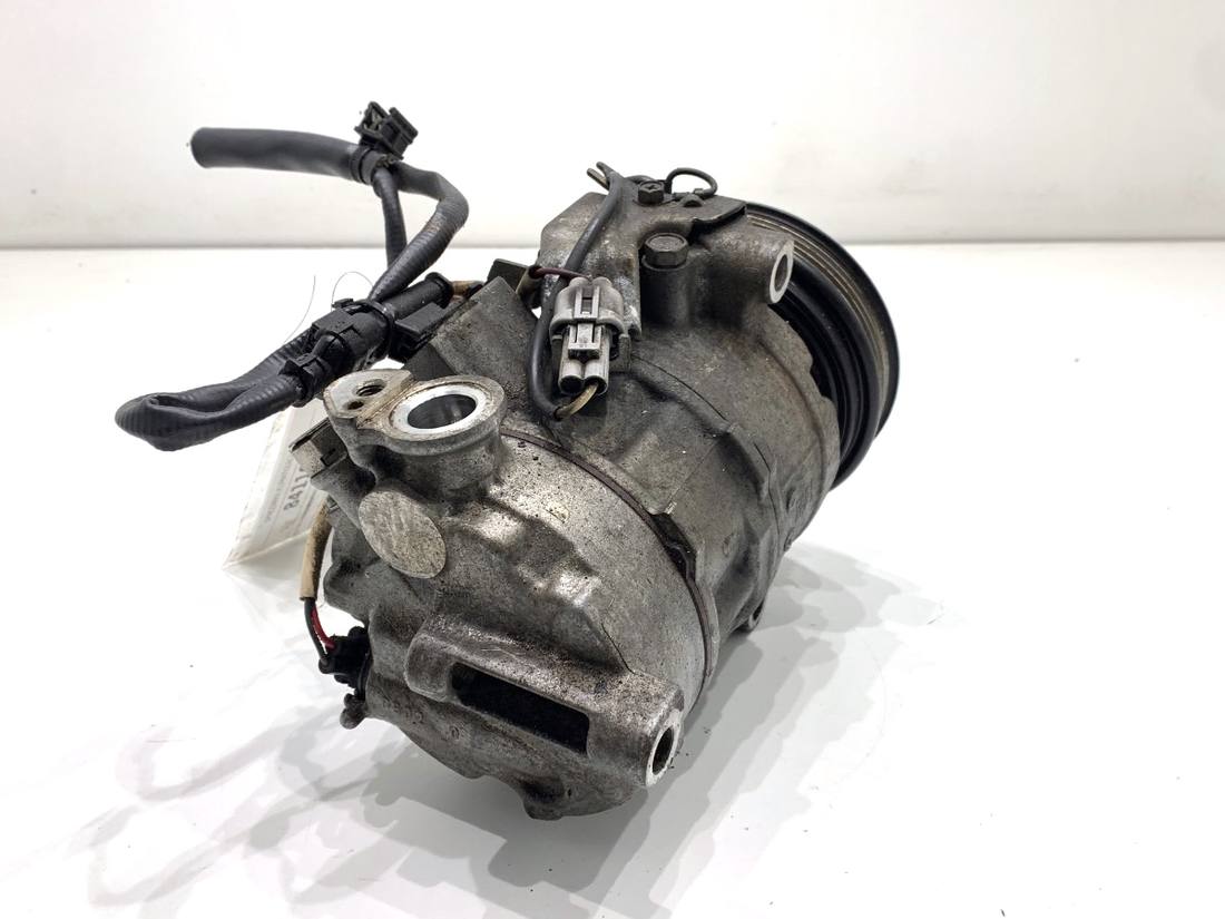Компрессор кондиционера Mercedes A W176 447280-7423 — фото детали 2